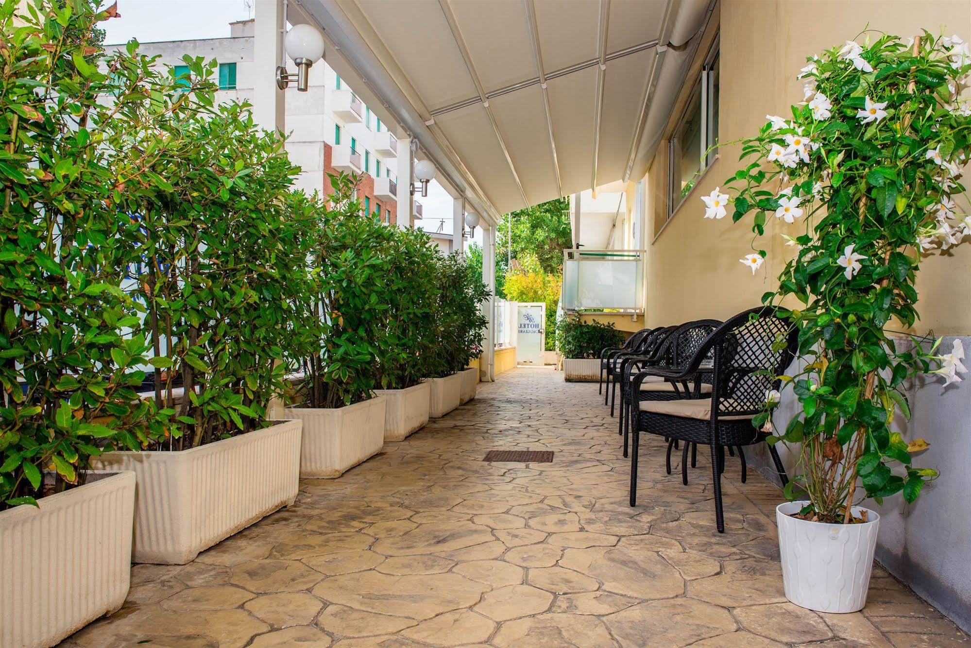 Hotel Caggiari เซนีกัลเลีย ภายนอก รูปภาพ